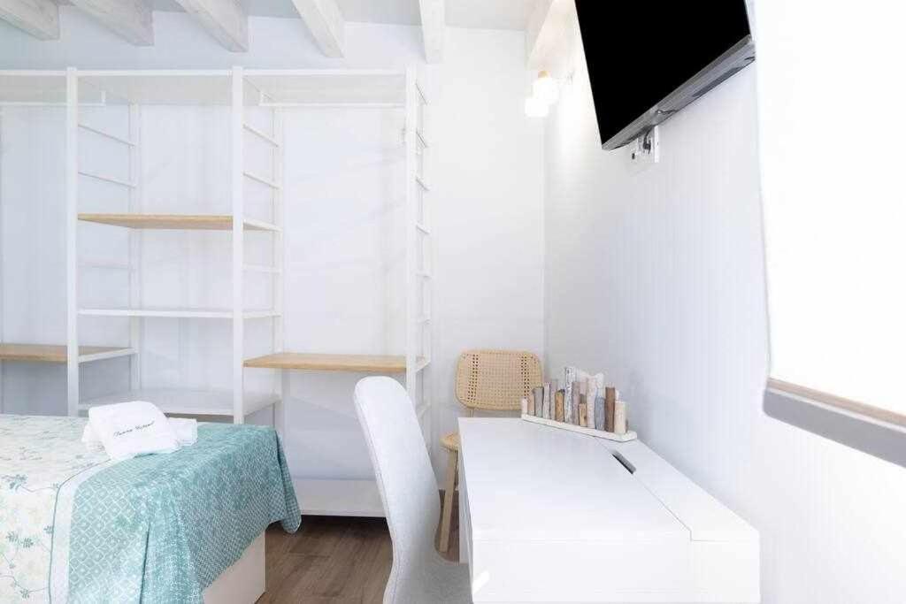 Apartment Sunny Island Atico Adelfas *